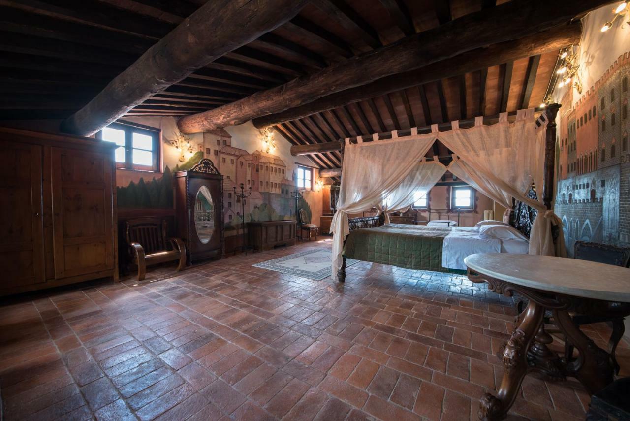 Castello Di Valenzano Villa Arezzo Exteriör bild